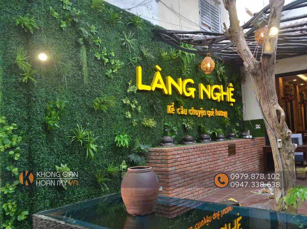 Thi C&ocirc;ng C&acirc;y Hoa Giả